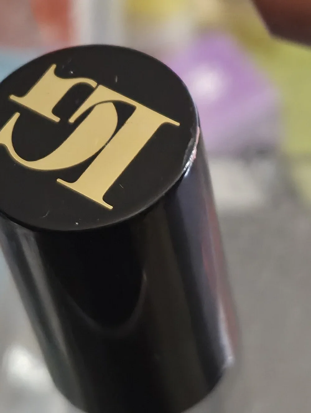 Laura Geller Italian Marble Lipstick in Berry Vanilla